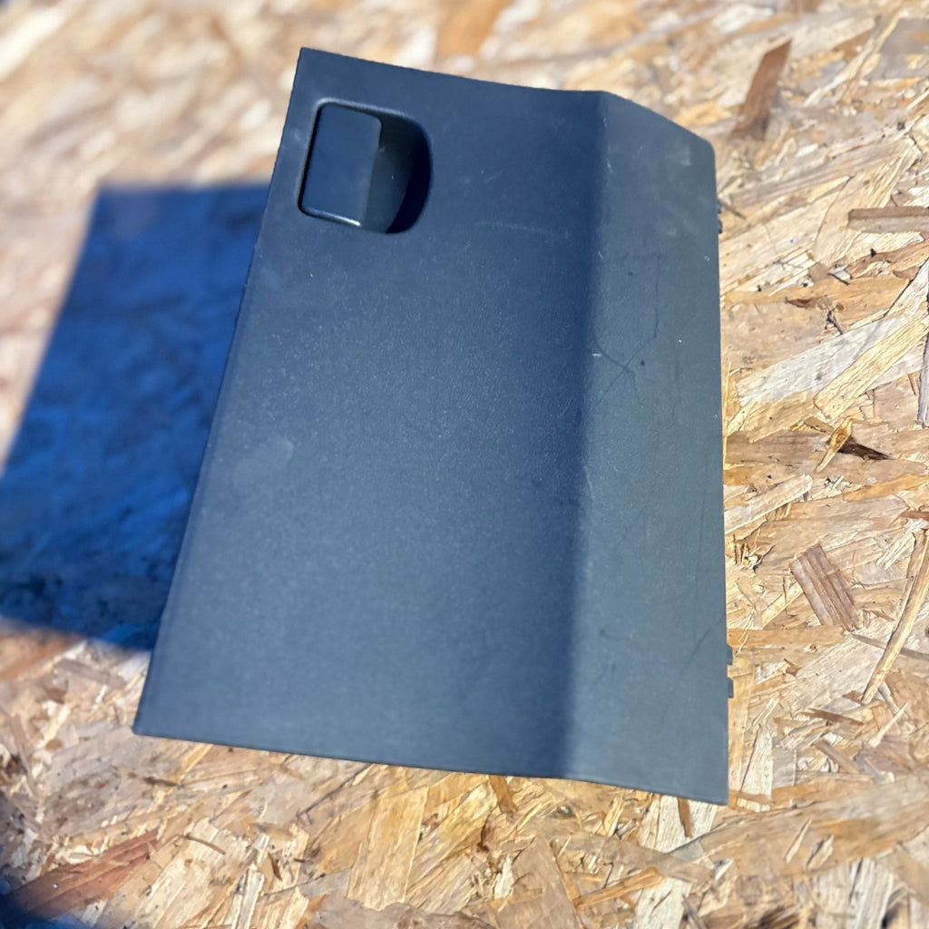 TOYOTA YARIS MK2 GLOVE COMPARTMENT BOX 2005-2011