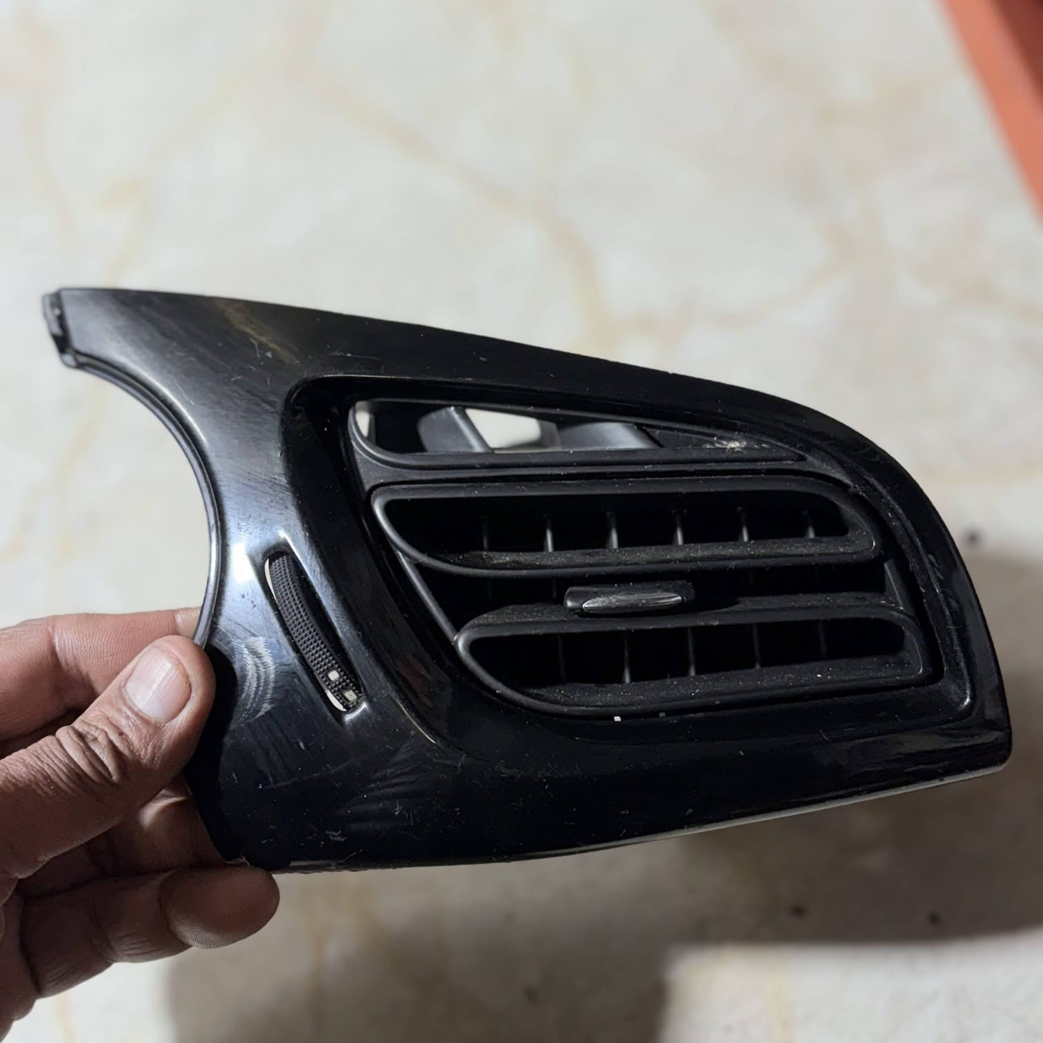 Citroen DS3 Mk1 2010-2015 Driver Front Dashboard Air Vent OSF A1092113