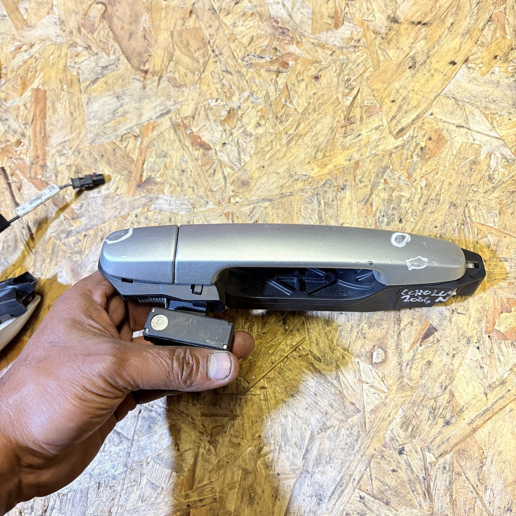 Toyota Corolla E120 2002-2007 Passenger Nearside Rear Exterior Door Handle