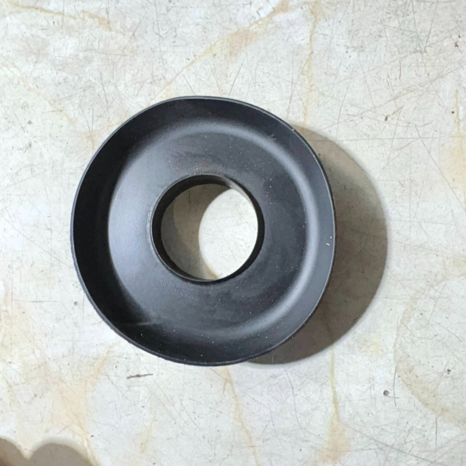 Land Rover Discovery 5 L462 2017-2023 Engine Oil Filler Neck Rubber GX736A940AA