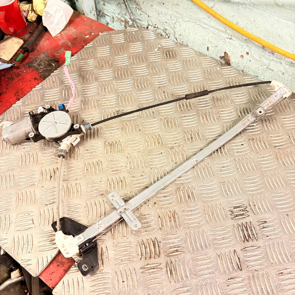 Honda CR-V MK2 2002-2006 Rear Left NSR Window Regulator Motor 72750-S9A-013