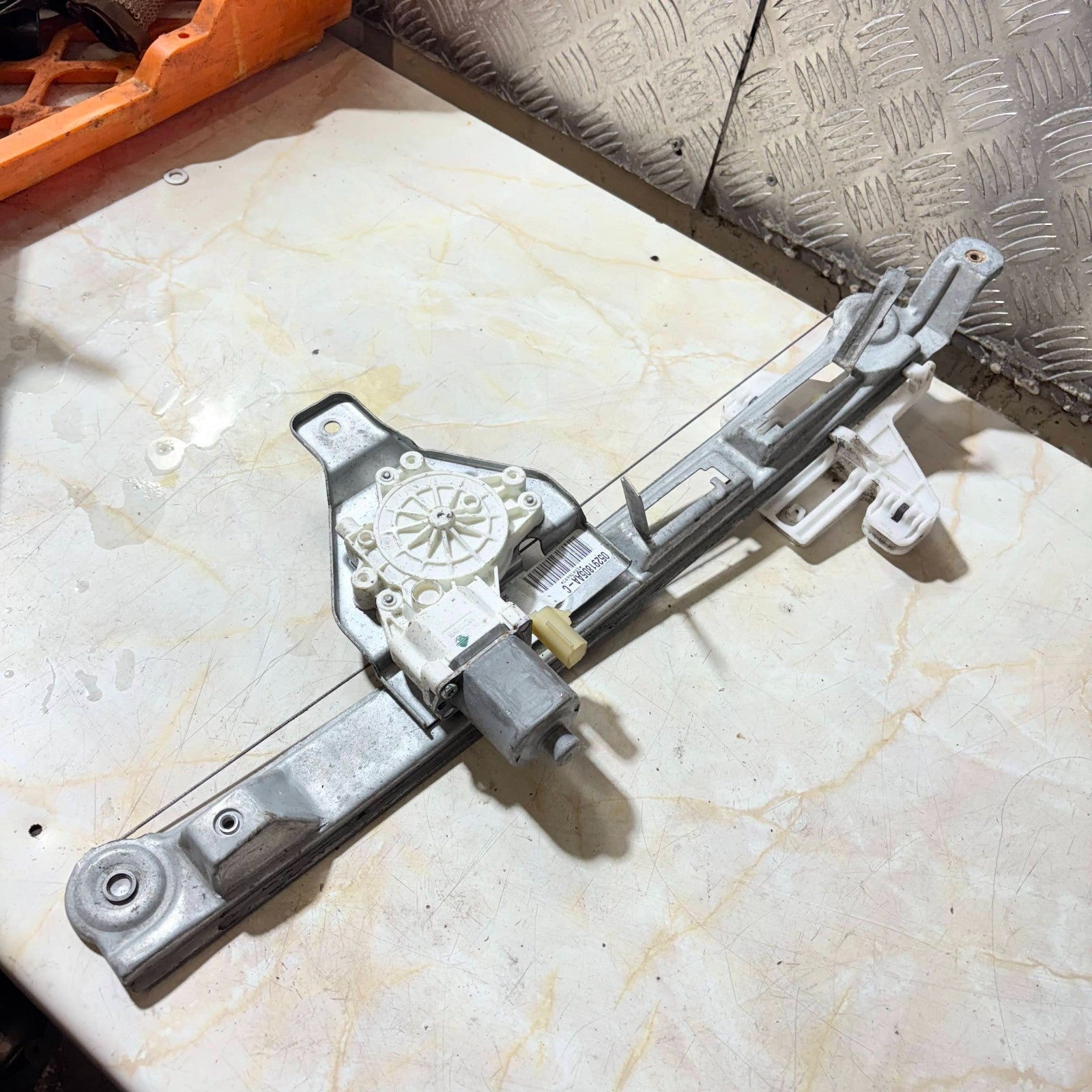 Jeep Patriot Left Passenger N/S Rear Electric Window Regulator 128000682 07-12M