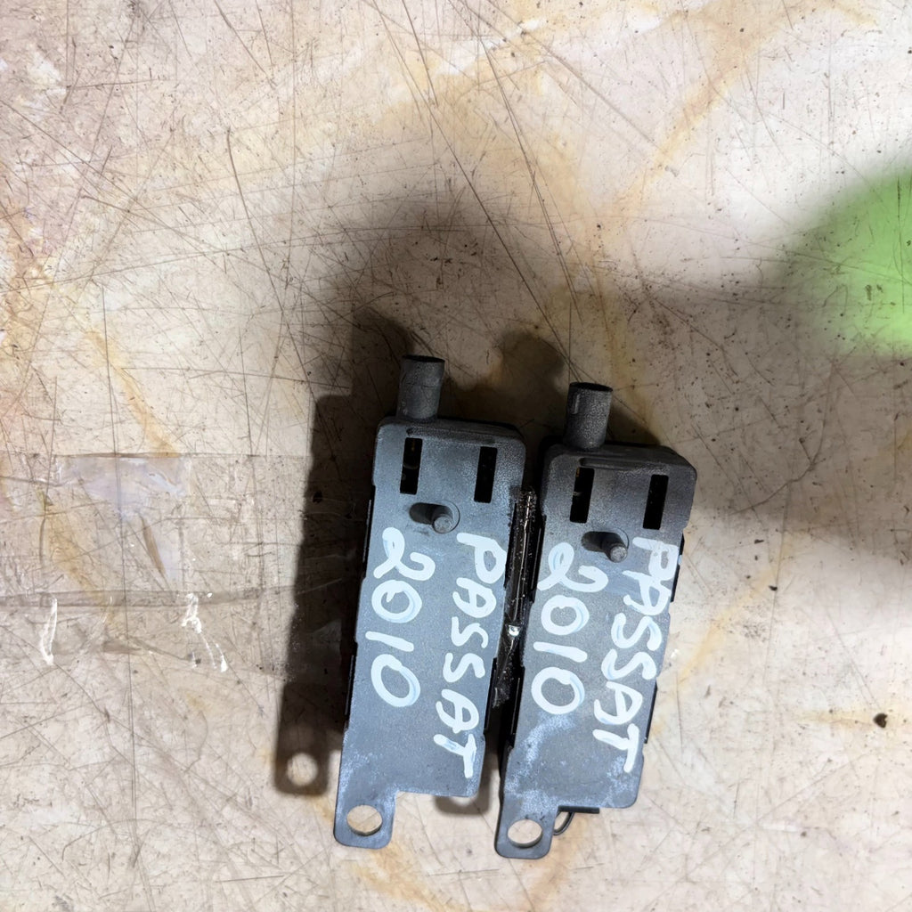 VW Passat B6 2006-2011 Radio Aerial Antenna Amplifier Booster Module 3C9035552