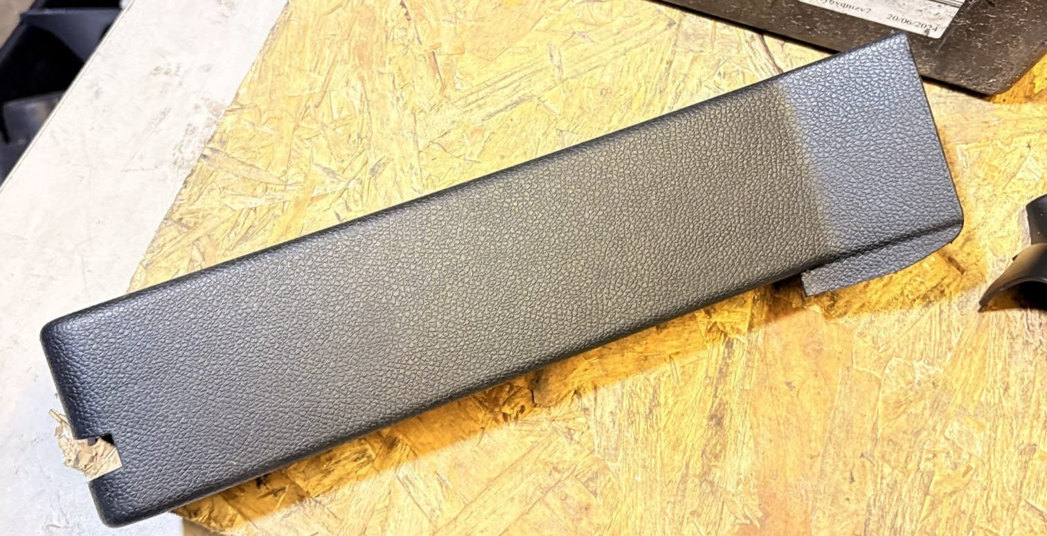 VW EOS Rear Roof Ram Lift Cover Plastic Trim 1Q0867163C OSR 2007