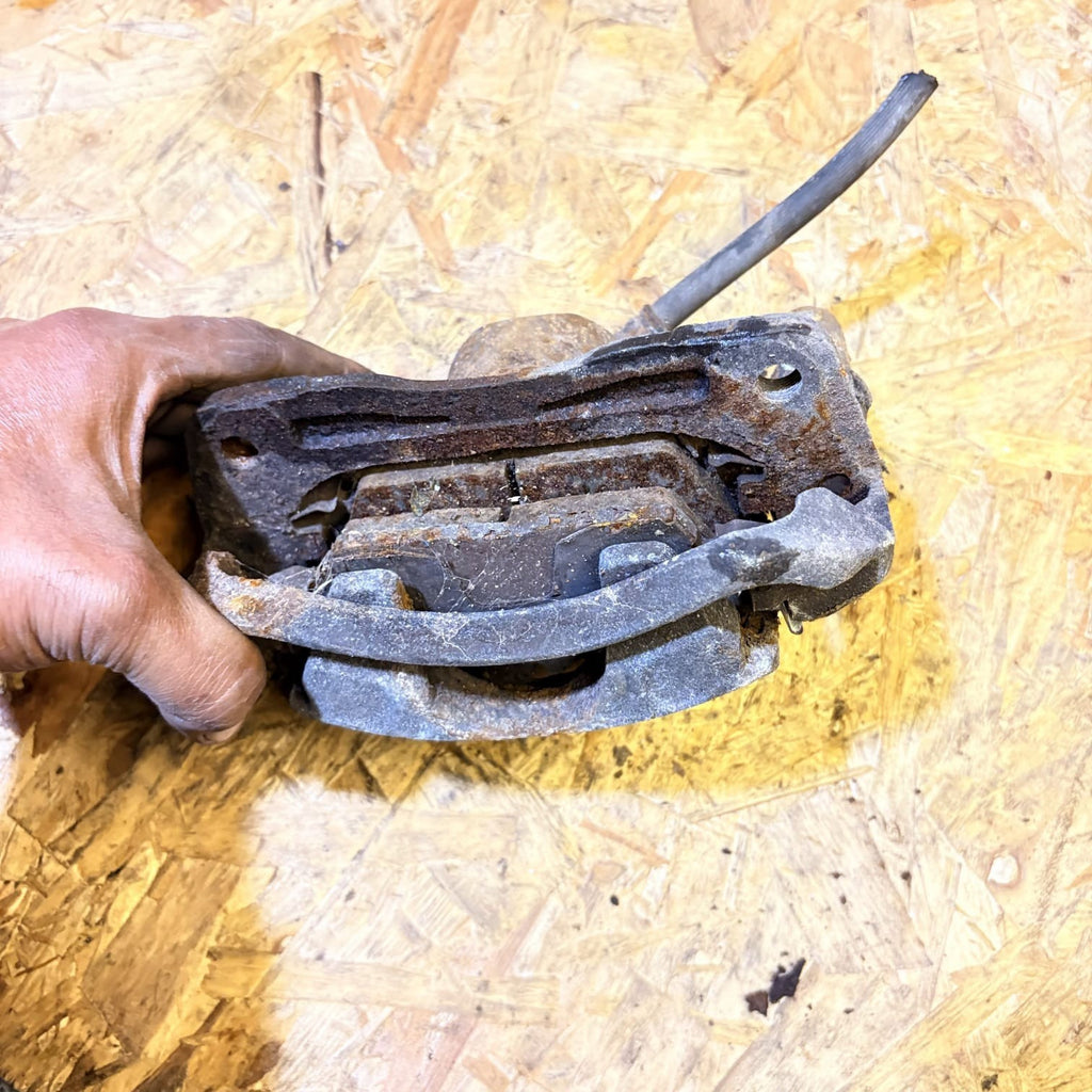 HONDA ACCORD VII Front Right Brake Caliper 12022597