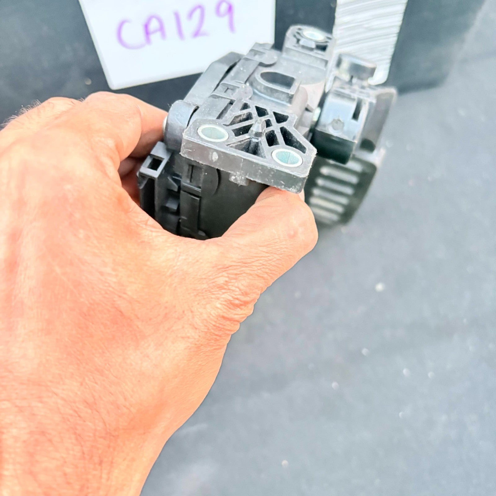 Porsche Cayenne Pedal Accelerator Throttle 7L0 723 507 E 2008