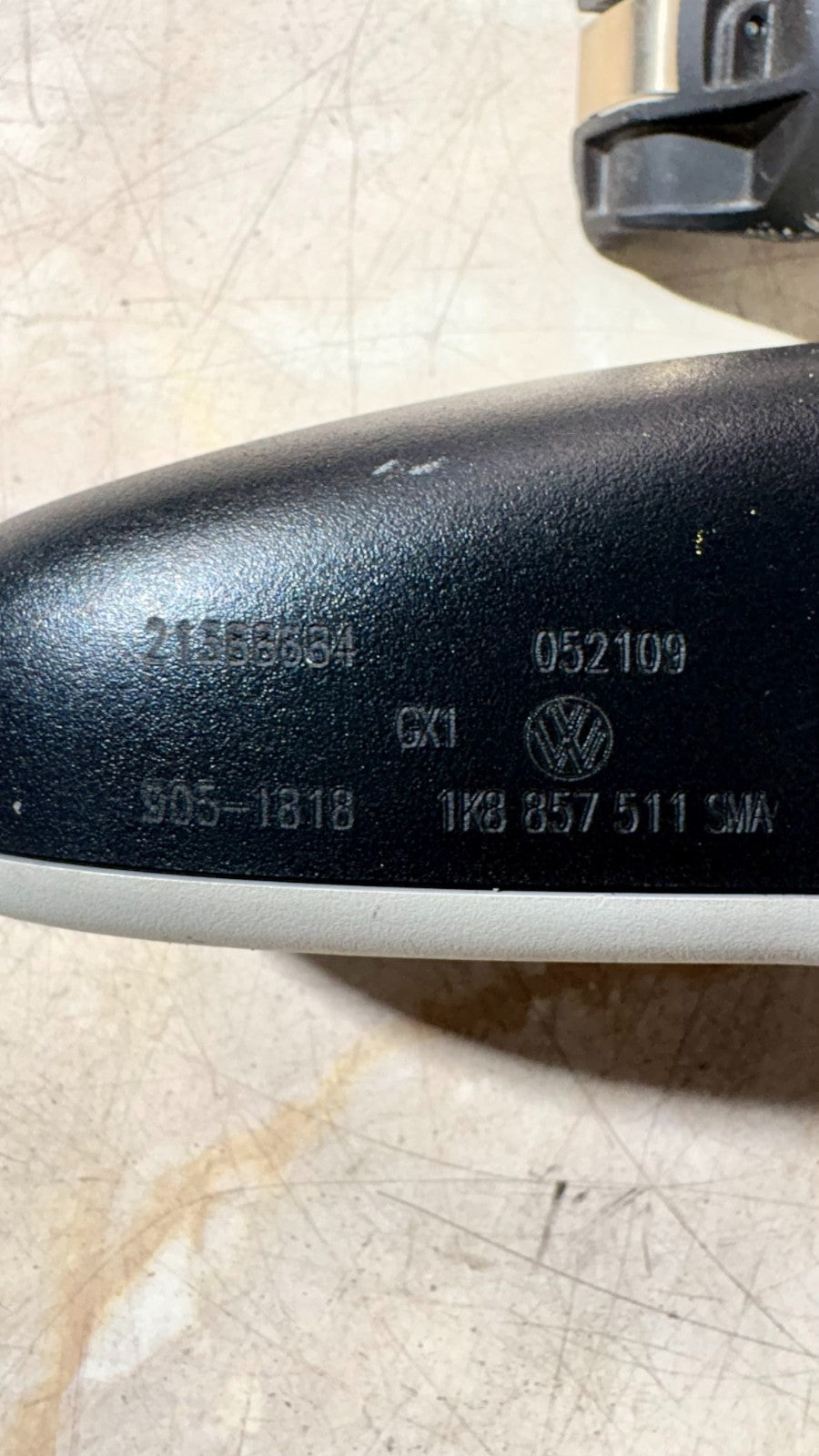 VW SCIROCCO 2009 AUTO DIMMING REAR VIEW MIRROR 1K8 857 511