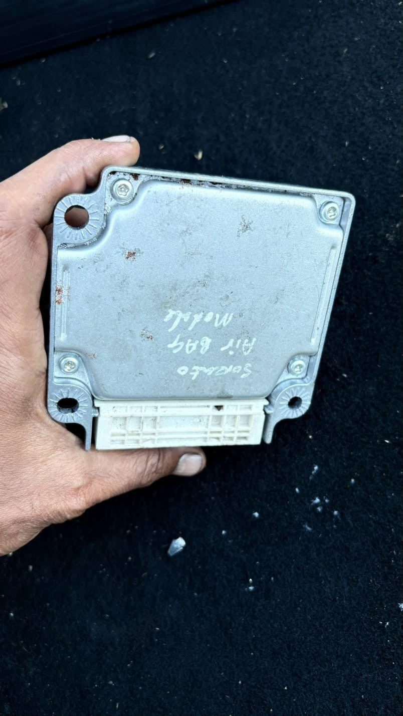 KIA SORENTO XS MK1 AIRBAG CONTROL UNIT ECU 95910-3E200 2002-2009