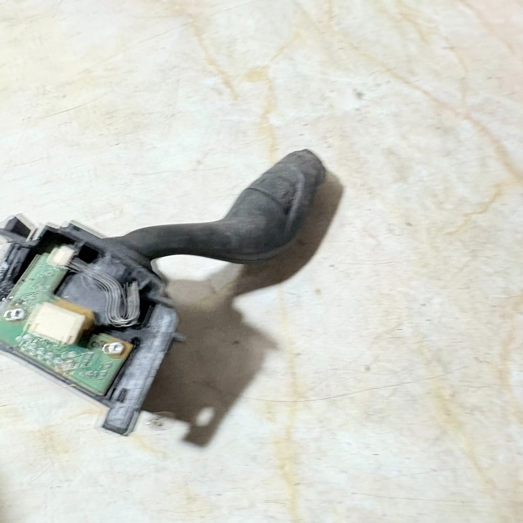 Ford Focus Mk3 Steering Column Wiper Stalk Switch CV6T-17A553-BD 2010-2018