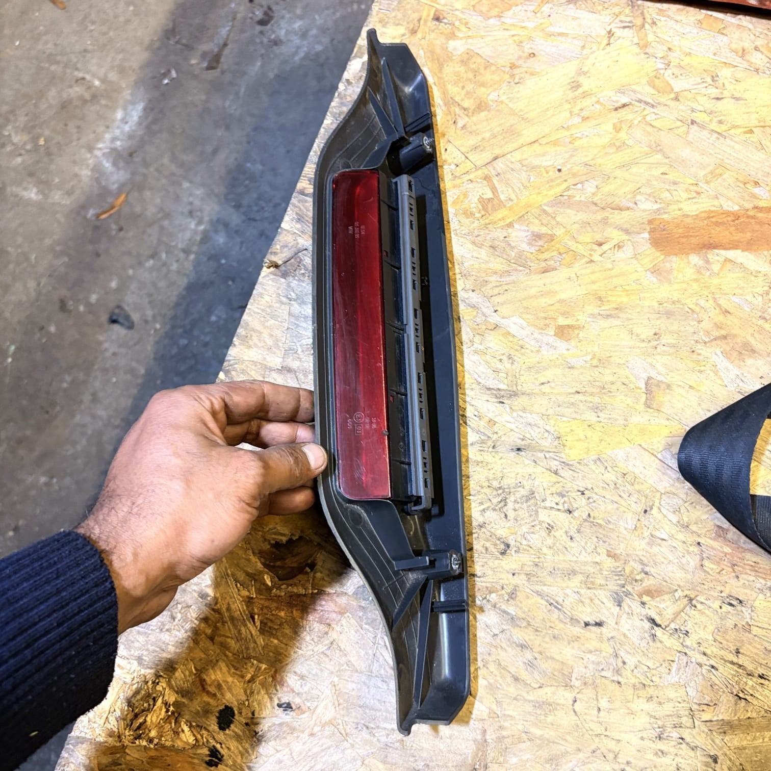 FIAT PUNTO REAR HIGH LEVEL BRAKE LIGHT 0331000 A350