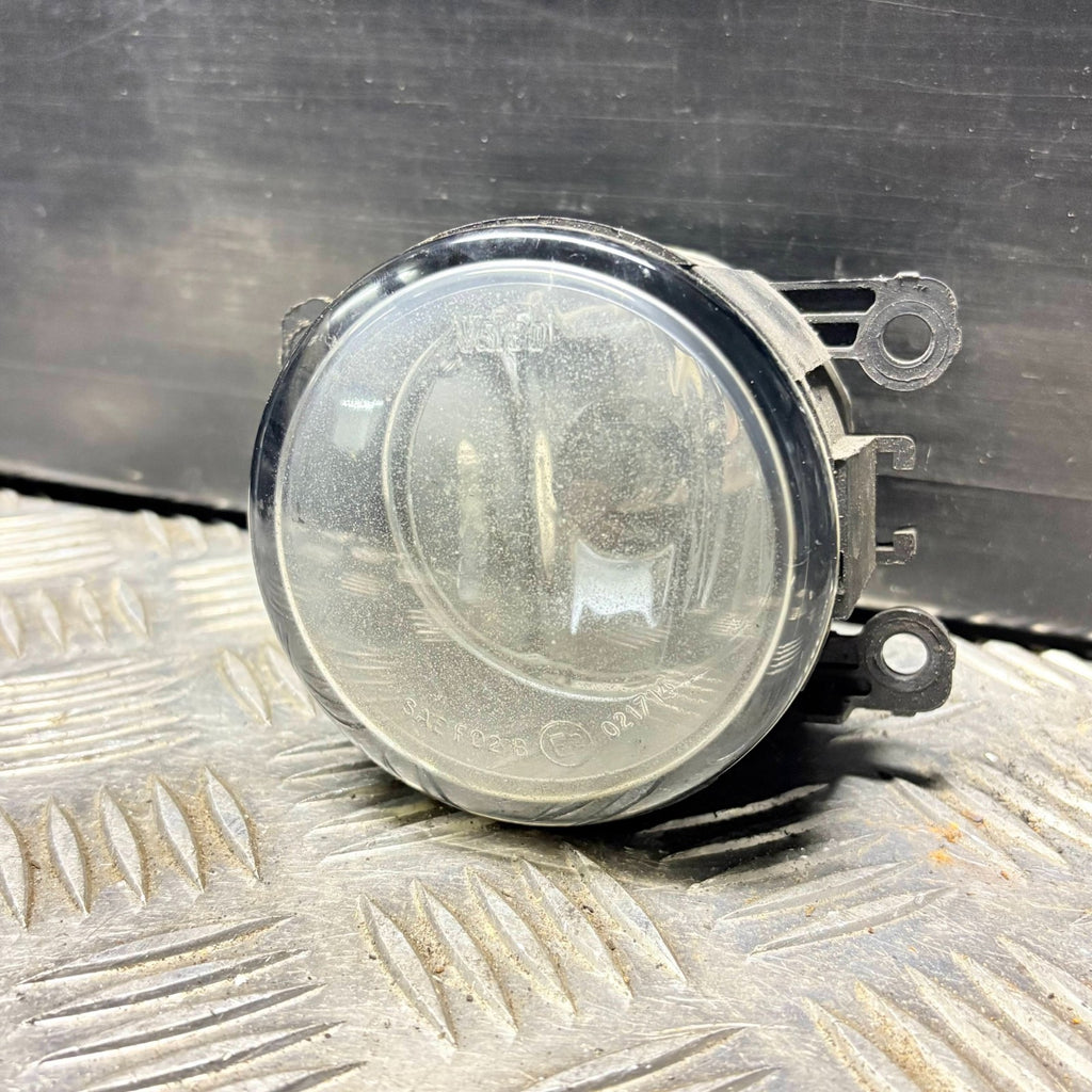 Ford Fiesta Mk7 2008-2017 O/S Right Front Fog Light Lamp Valeo 89210094