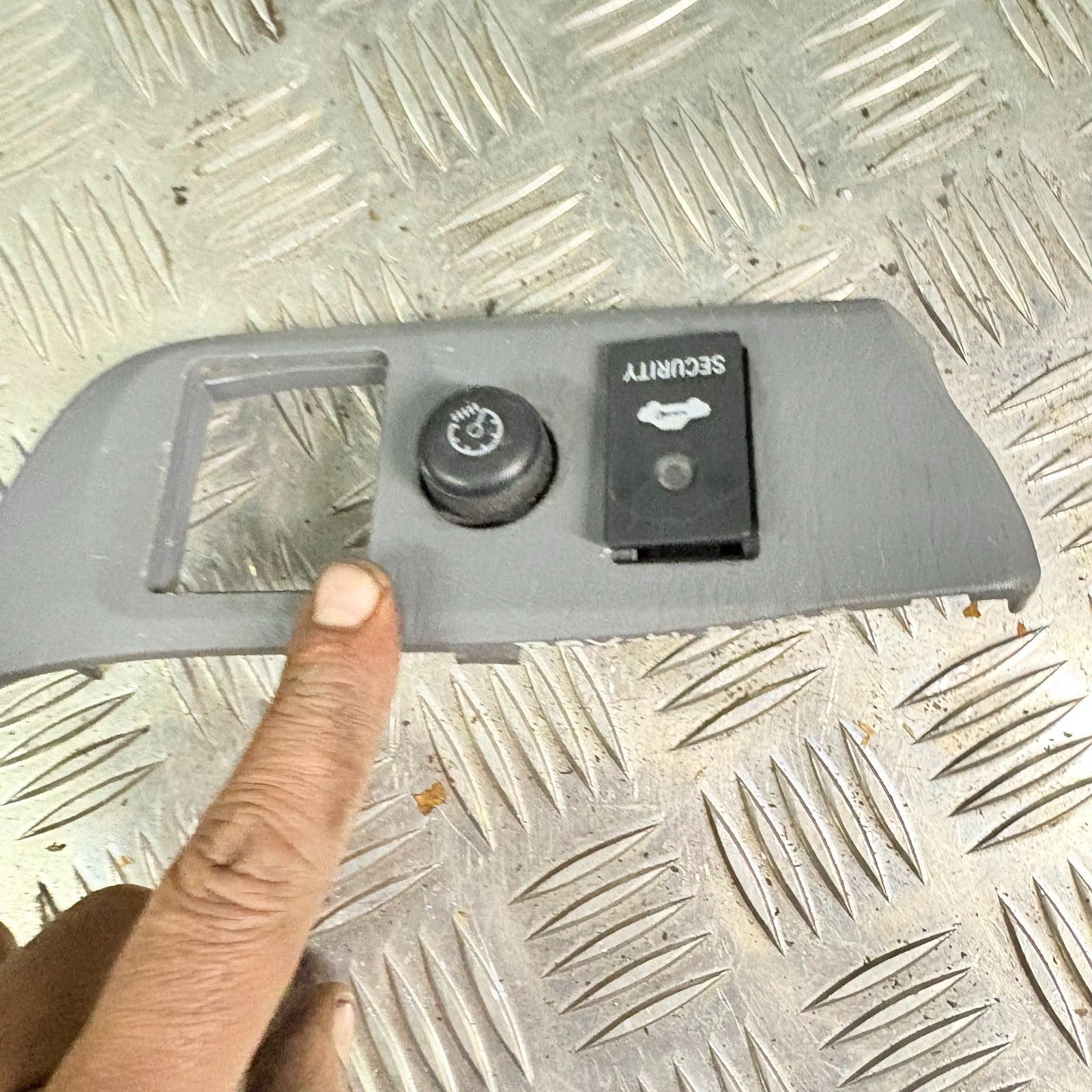 Toyota Rav4 Dash light adjusting switch (2000-2005)