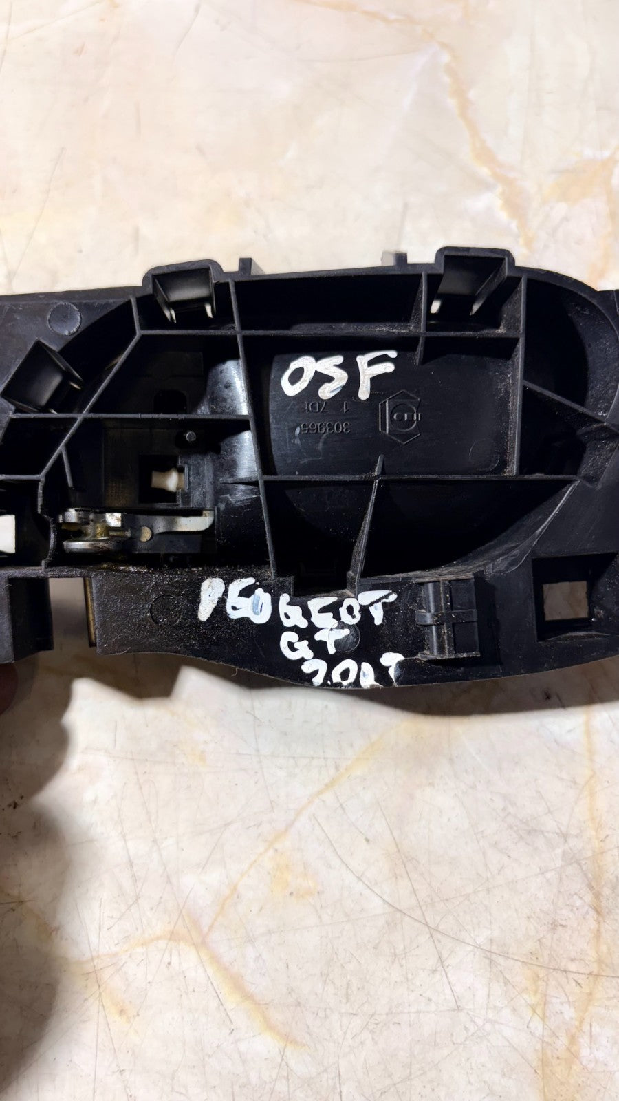 Peugeot 9655555 Front Right Driver Side Internal Handle