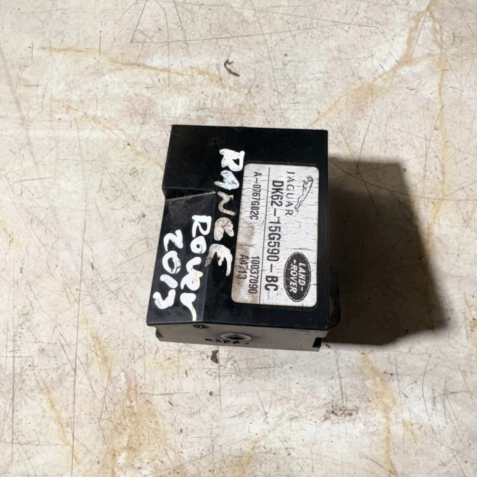 2013 RANGE ROVER SPORT L494 ANTENNA CONTROL MODULE DK62-15G590-BC