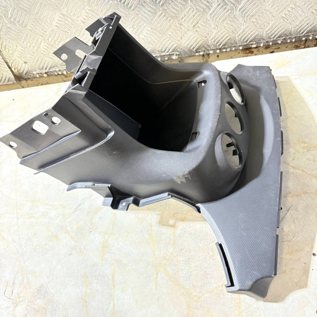 MITSUBISHI OUTLANDER 2006-2012 HEATER CONTROL UNIT SURROUND 8010A143