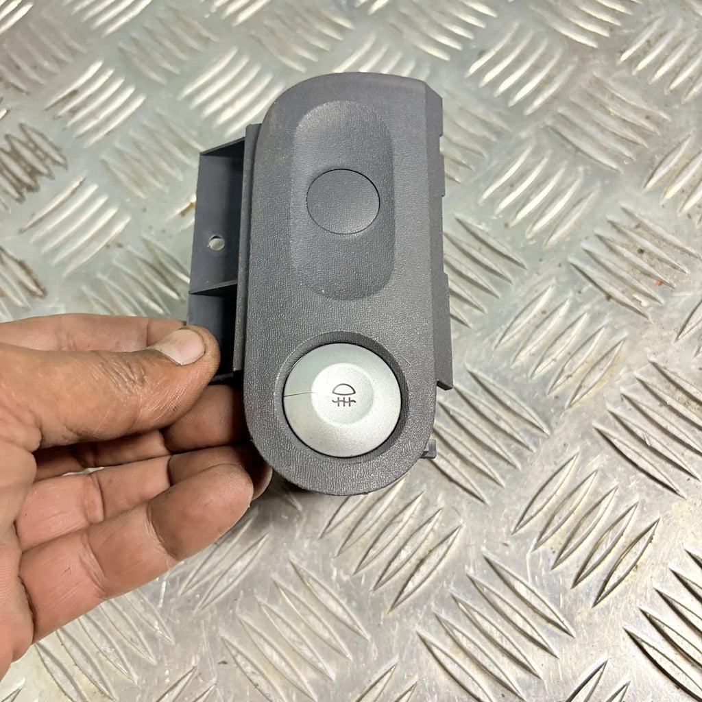 2006 MITSUBISHI COLT 1.1 CZ1 3DR FOG LIGHT CONTROL SWITCH AND TRIM MN148892ZZ