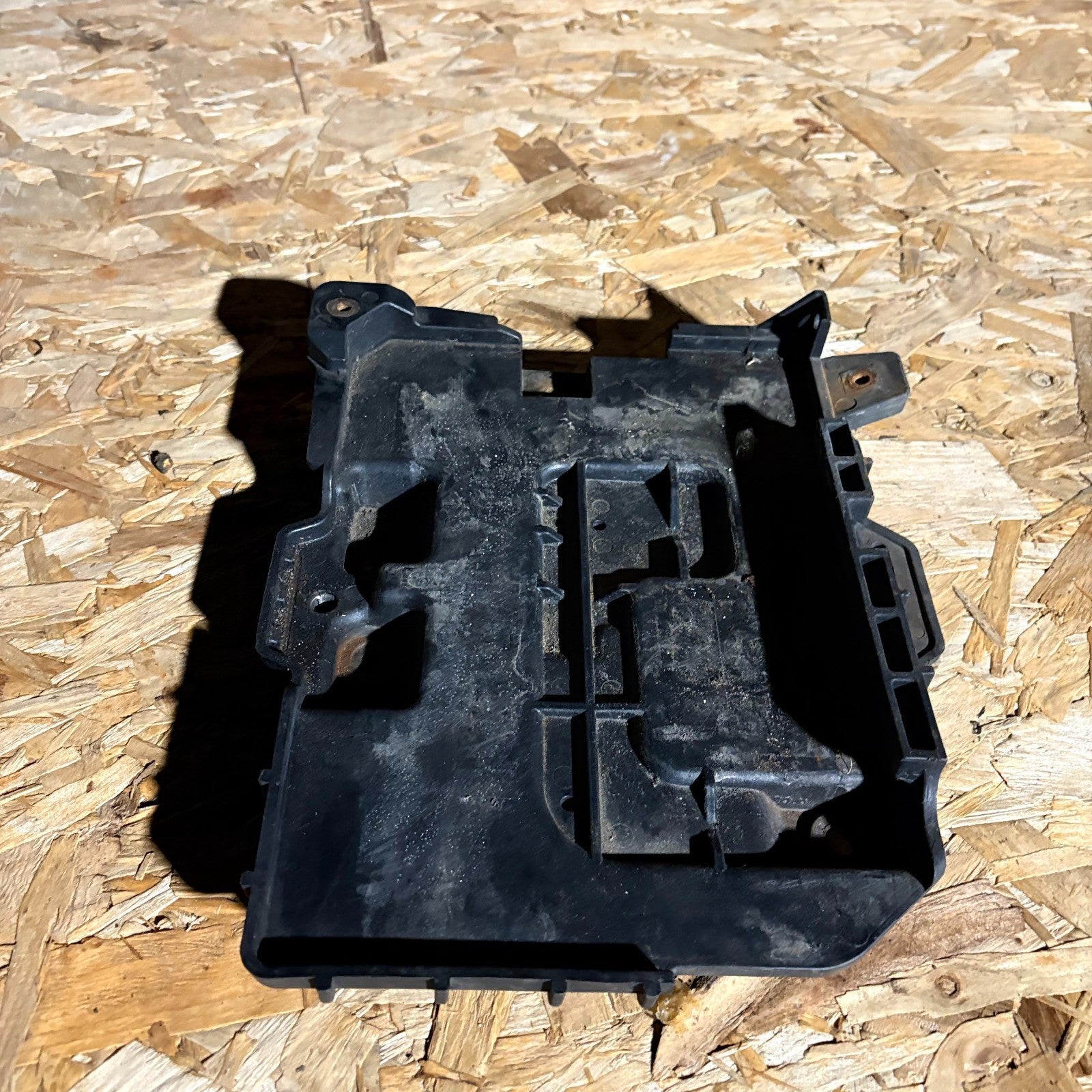 Kia Rio Mk3 UB 2012-2015 Engine Bay Battery Tray Holder 37150-1W000 1.2 Petrol