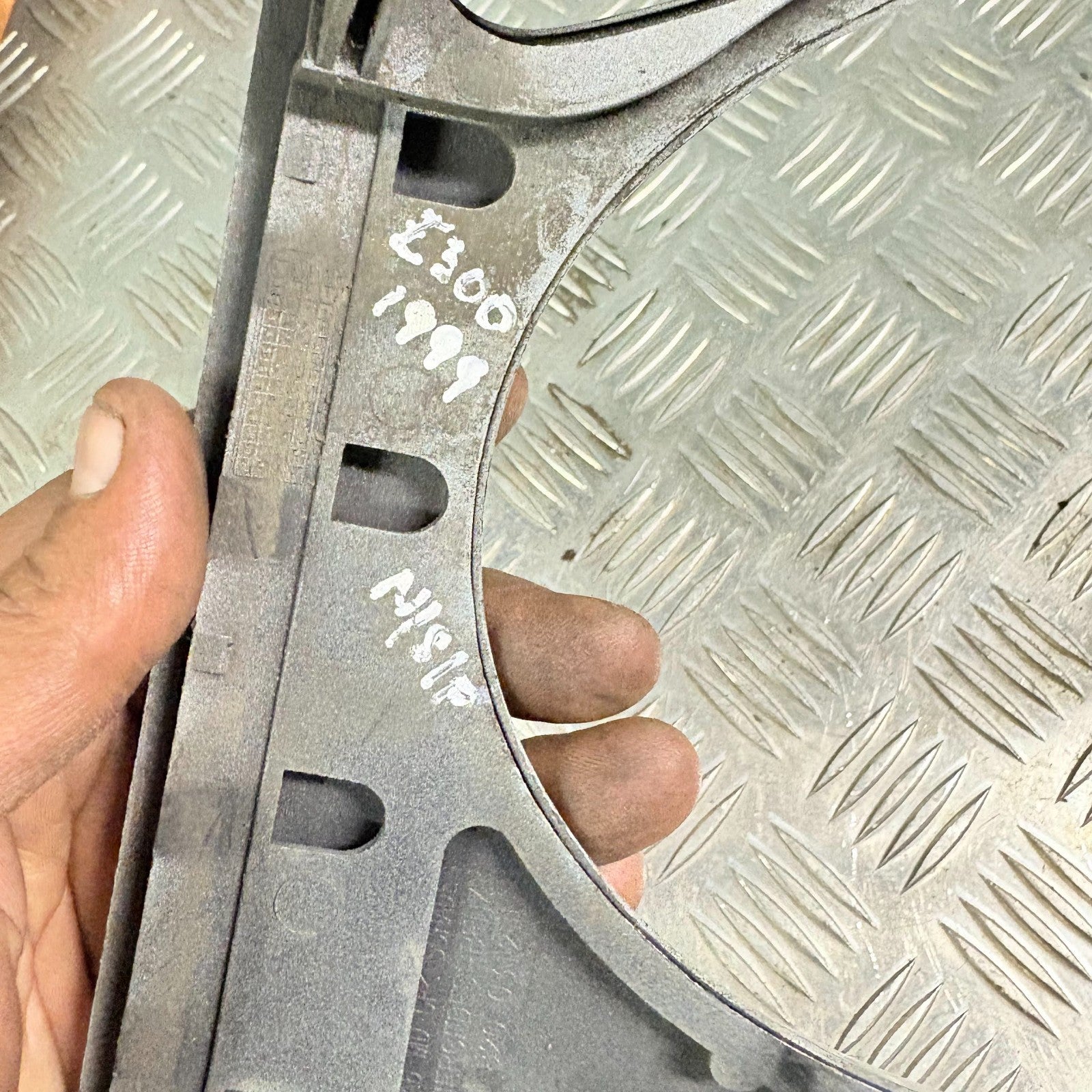 MERCEDES BENZ E CLASS E300 1999 HEADLIGHT LOWER COVER FRAME TRIM FRONT LEFT