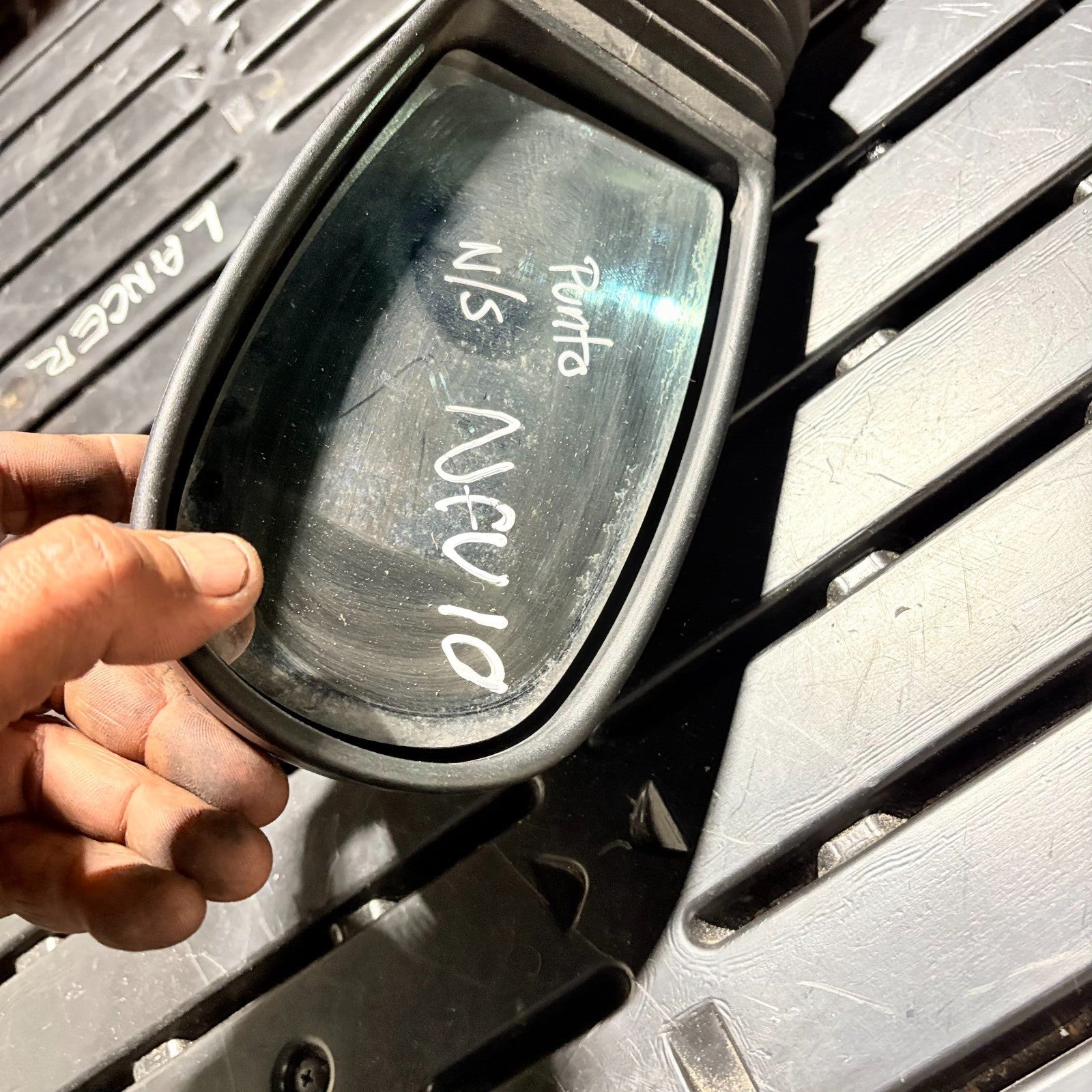 Fiat Punto 2005-2009 FRONT LEFT PASSENGER SIDE WING MIRROR BLACK 0157178