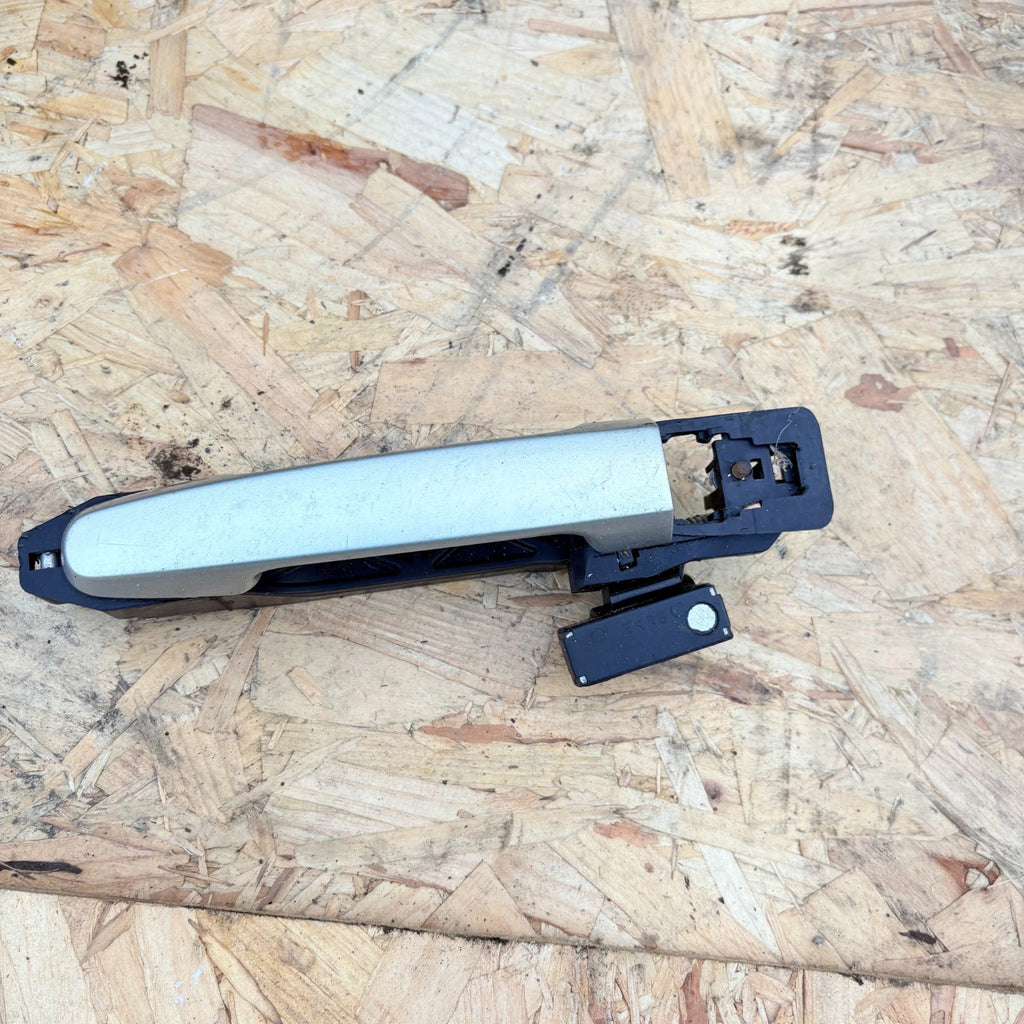 TOYOTA COROLLA E12 2006 LHD REAR RIGHT DOOR EXTERIOR OUTER HANDLE