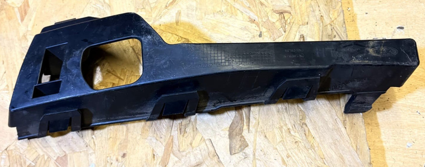 SMART FORTWO 2007-2014 Front Passenger Left Bumper Bracket Mount DE1413381-80