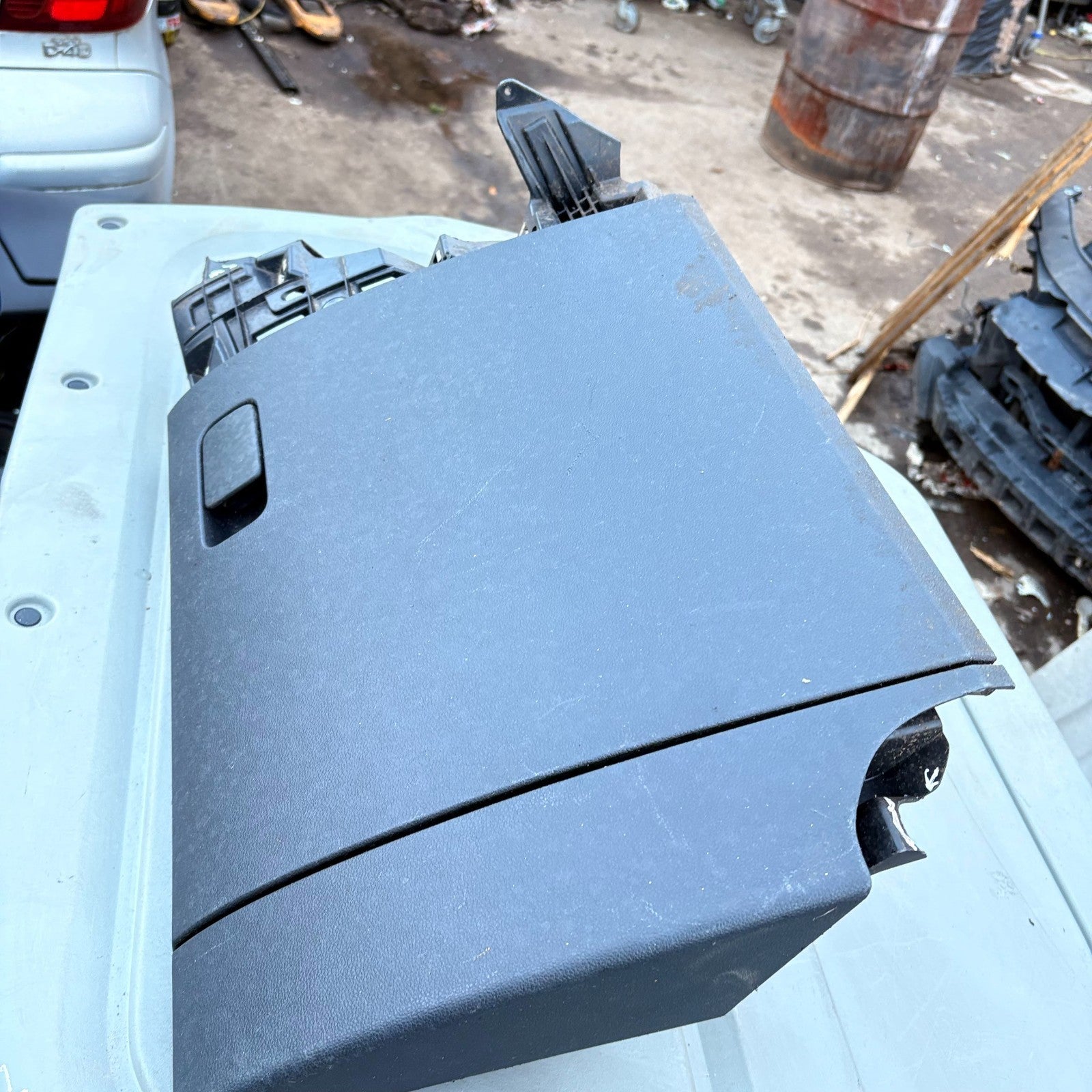 VW Up Mk1 Glove Box Assembly Storage Compartment 1S2857097C 2011-2021