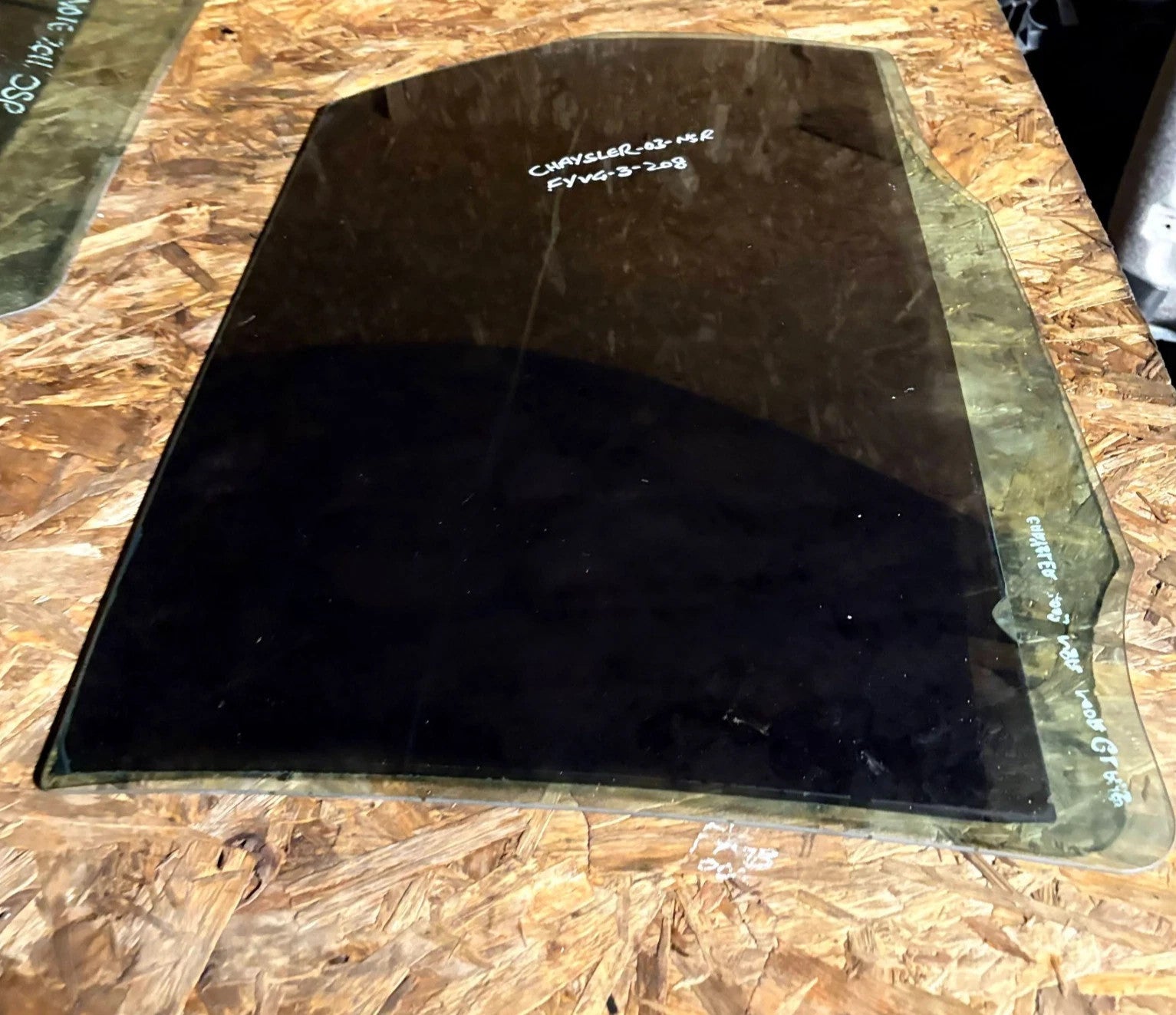 Door-Drop Glass REAR LEFT for Chrysler PT Cruiser 2003