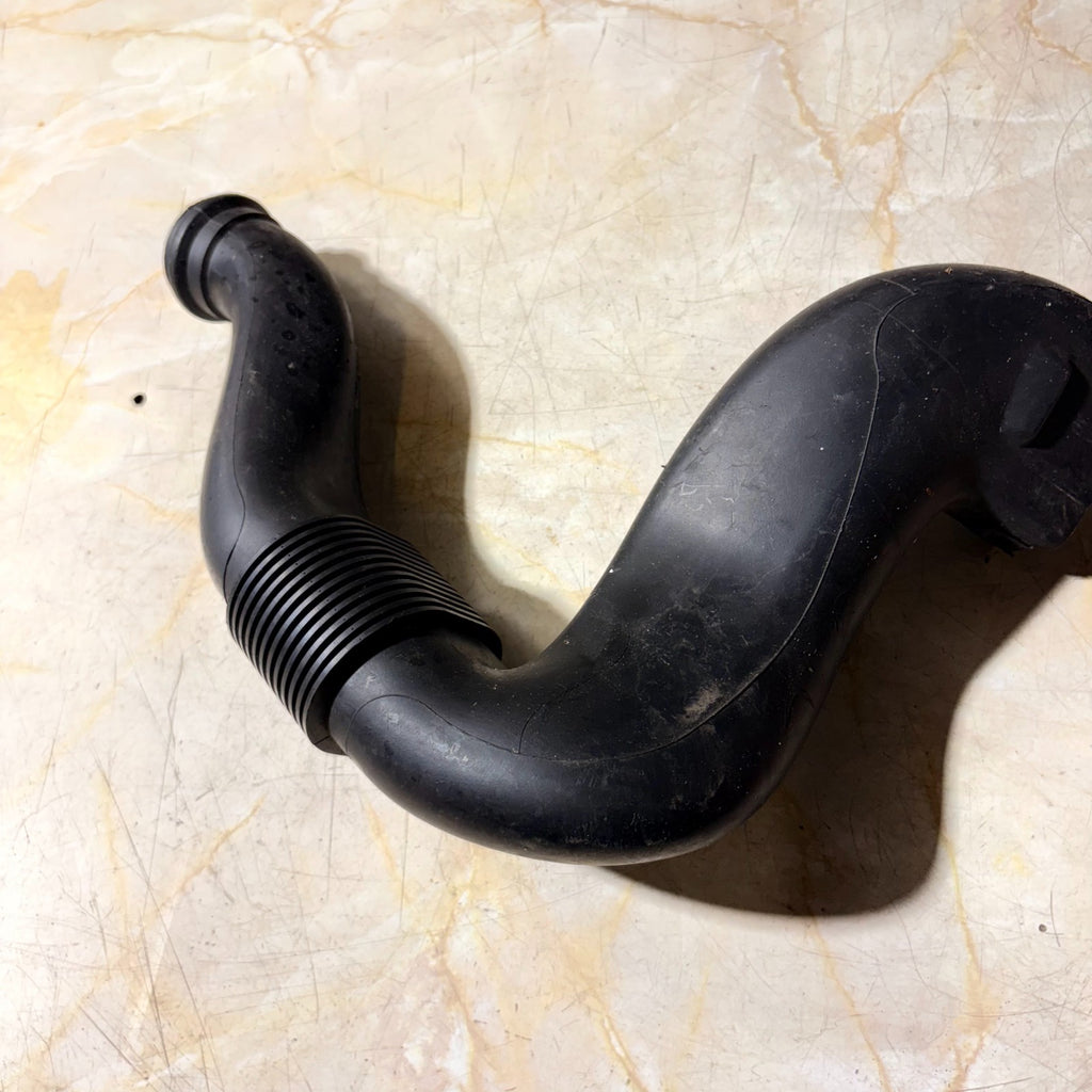 2007-2012 SKODA FABIA MK2 1.2 AIR INTAKE PIPE 6Y0129618A