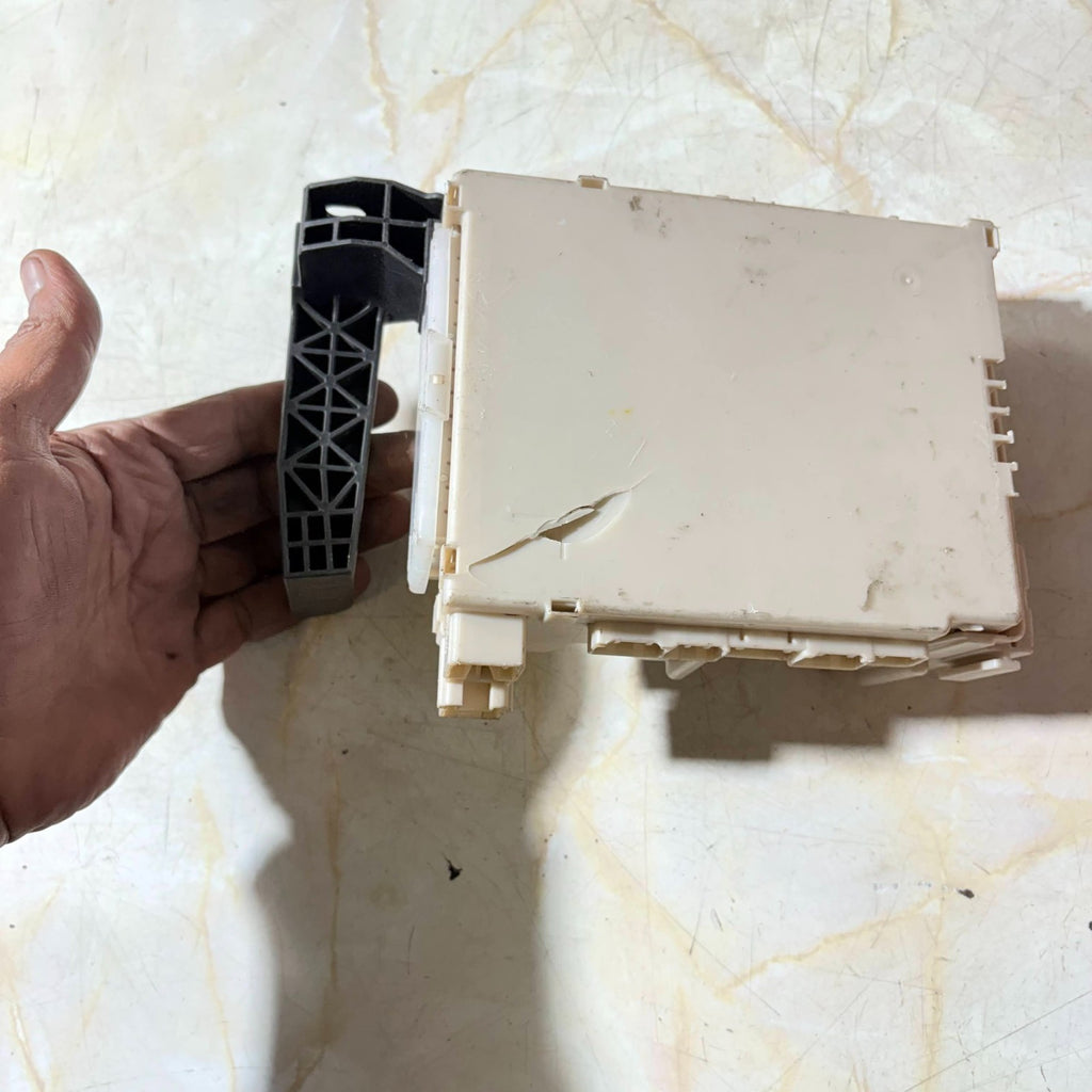2016 CITROEN C1 1.2 PureTech Feel MK2 FUSEBOX 82730-0H050-A