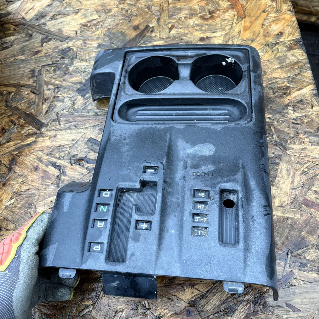 2001MITSUBISHI PAJERO III V7W V6W Cup Holder MR444930 3.20 Diesel 118kw 25503252