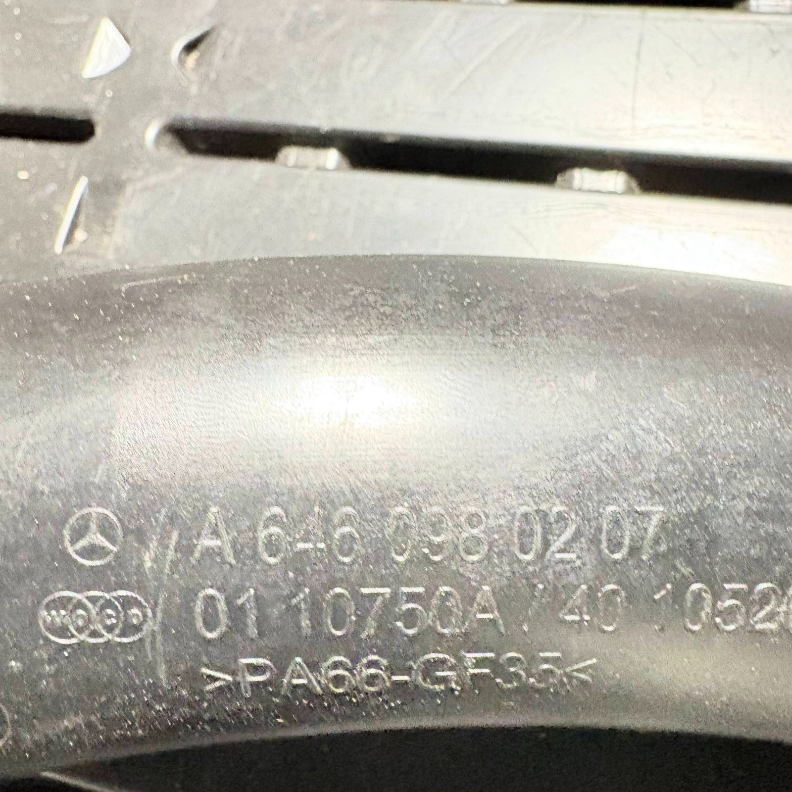 MERCEDES 2000-2010 W203 C CLASS SPORT AIR INTAKE HOSE PIPE A6460980207