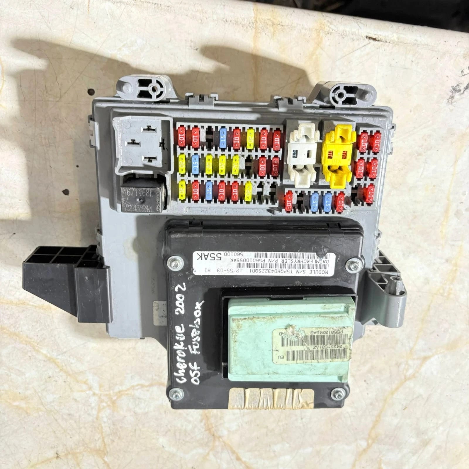 Jeep Cherokee KJ 2001-2007 Body Control Module ECU Driver Front Right