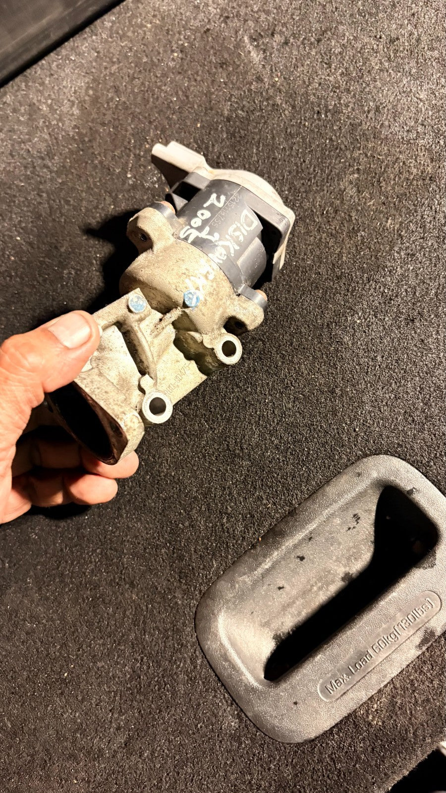 LR Discovery 3 04-09 Range Rover Sport 05-09 2.7 TDV6 LH EGR Valve LR018323