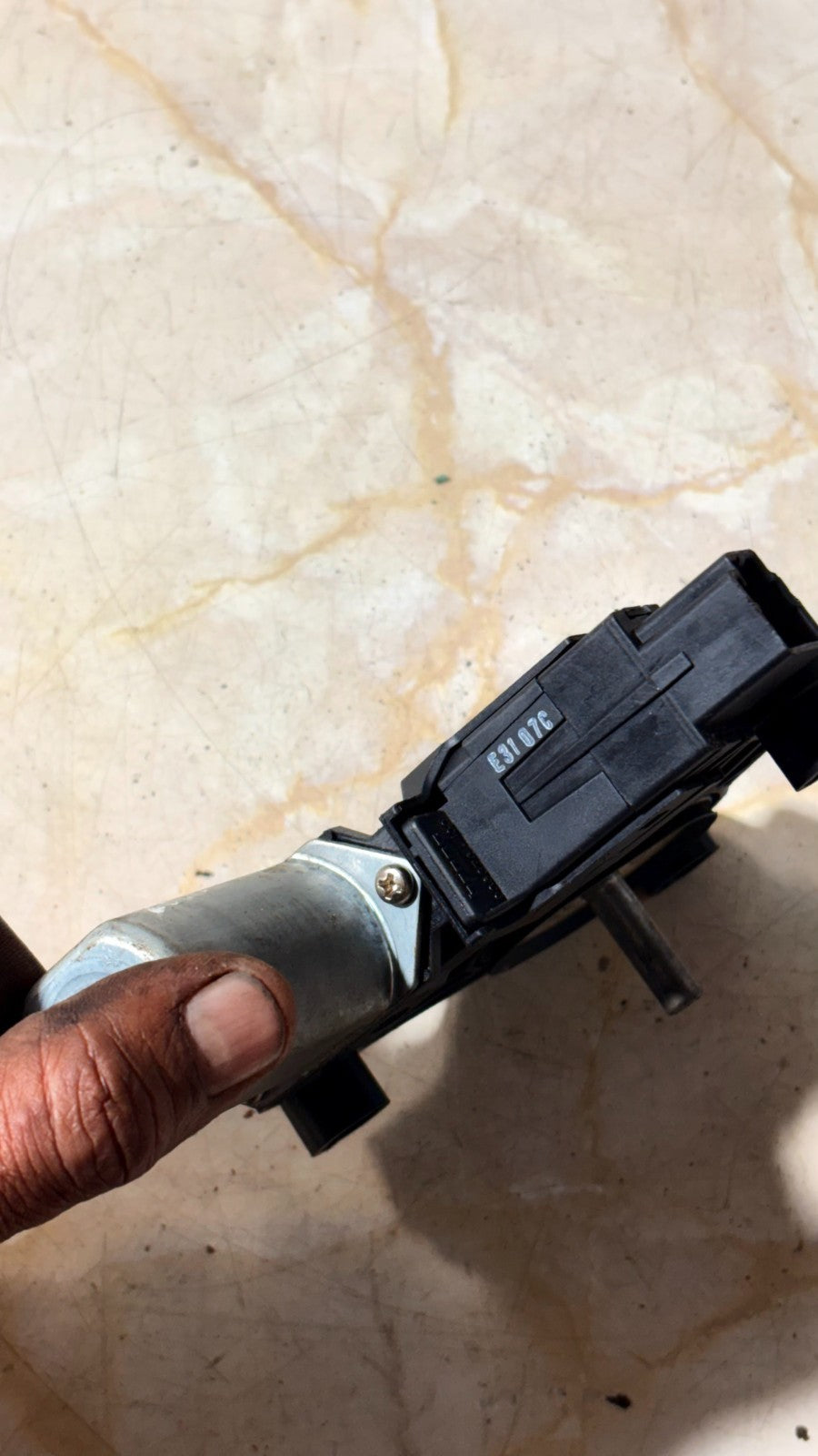 VOLVO V40 WINDOW REGULATOR MOTOR REAR RIGHT DRIVER SIDE 2017 A2469063200