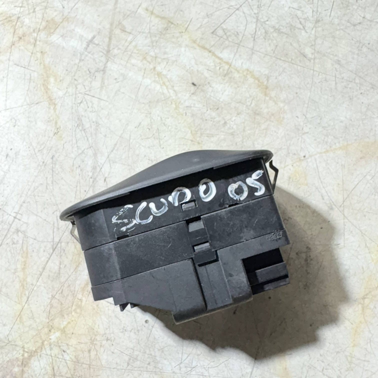 Fiat Scudo Jumpy Expert 2007-2016 Left Electric Window Switch 6554ZE 1499606898