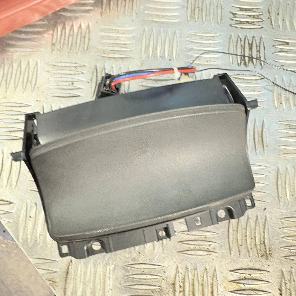 VW Lupo 1999-2006 / Polo 6N2 2000-2002 Centre Console Ashtray 12V 6X0857309B