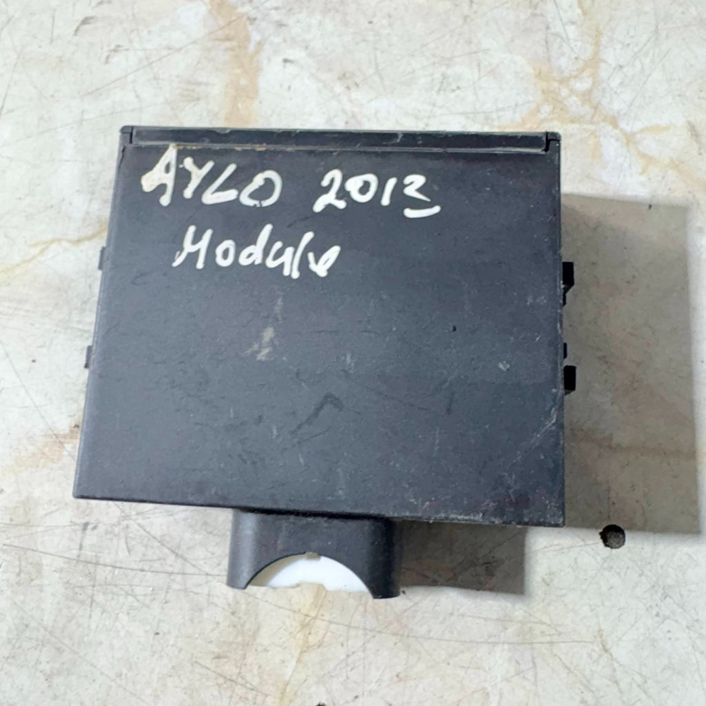 TOYOTA AYGO 2013 DOOR CONTROL MODULE ECU 89740-0H021