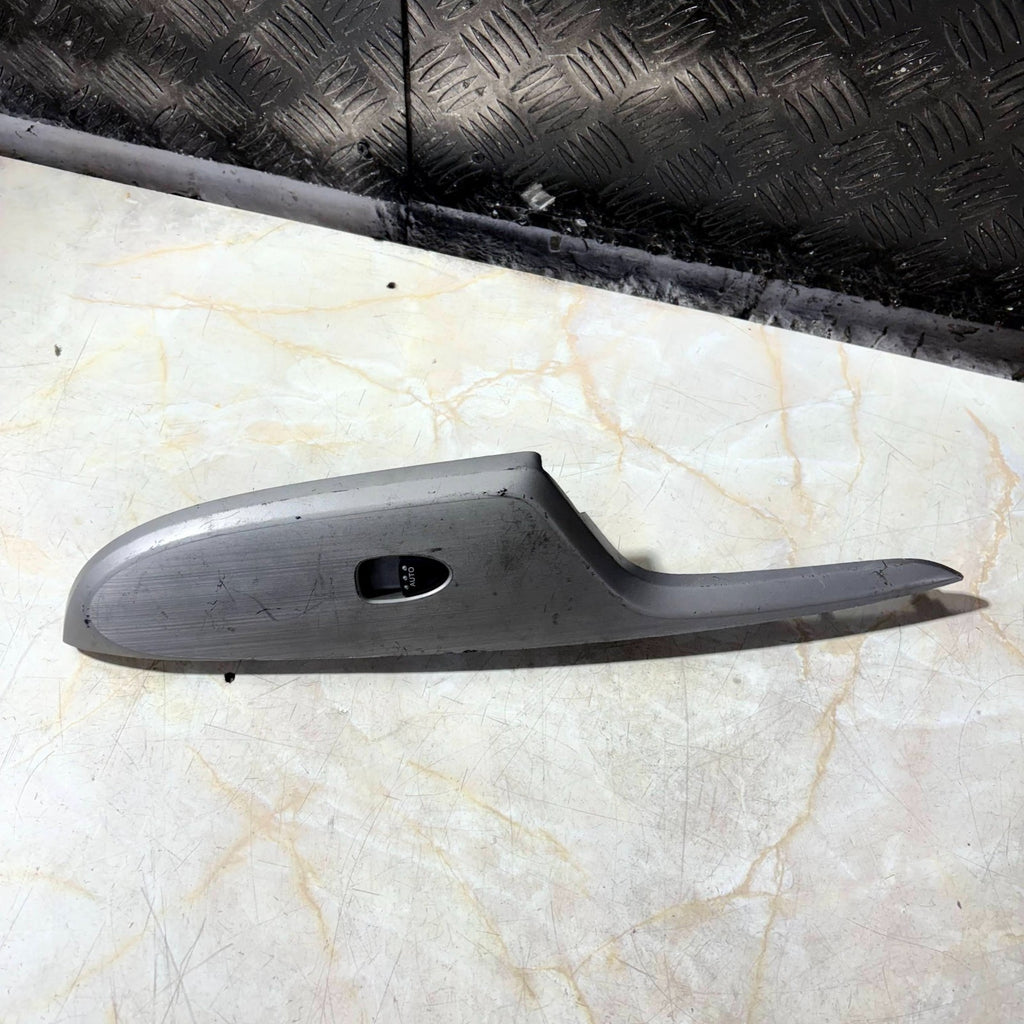 Honda Civic MK8 06-11 Front Left Side Electric Window Switch 83590SMGE010