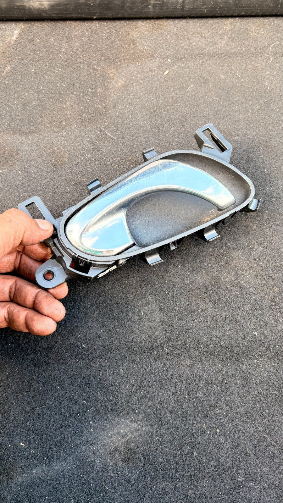 NISSAN QASHQAI J11 2015 INTERIOR DOOR HANDLE REAR RIGHT DRIVER SIDE 80670-4EA0A