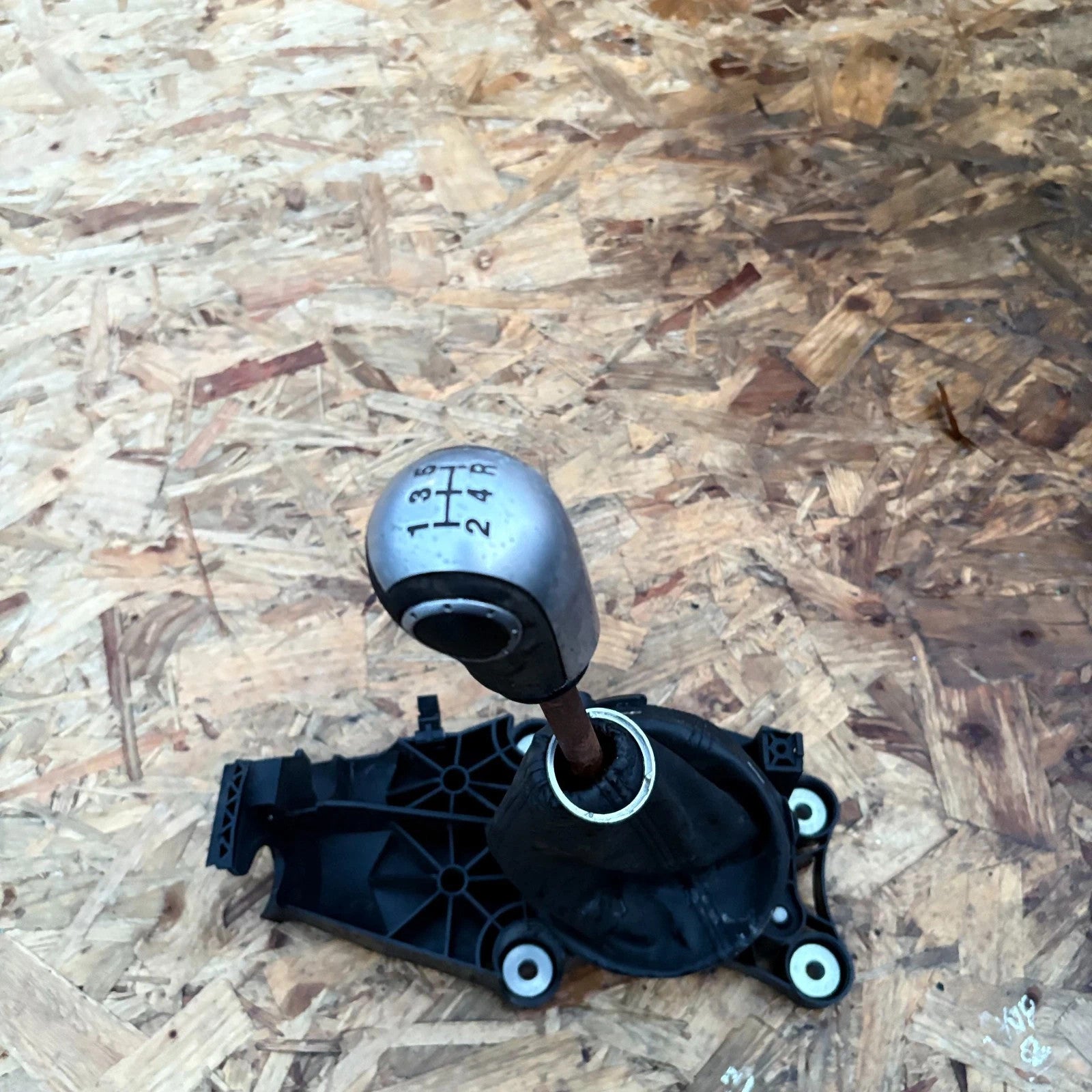 FORD FUSION GEAR SELECTOR LEVER 5 SPEED MANUAL AS6R7C453AA