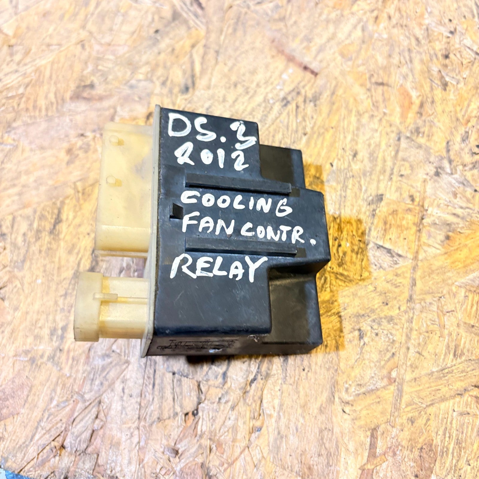 Citroen DS3 2010-2016 Radiator Cooling Fan Control Relay Module 9652021180