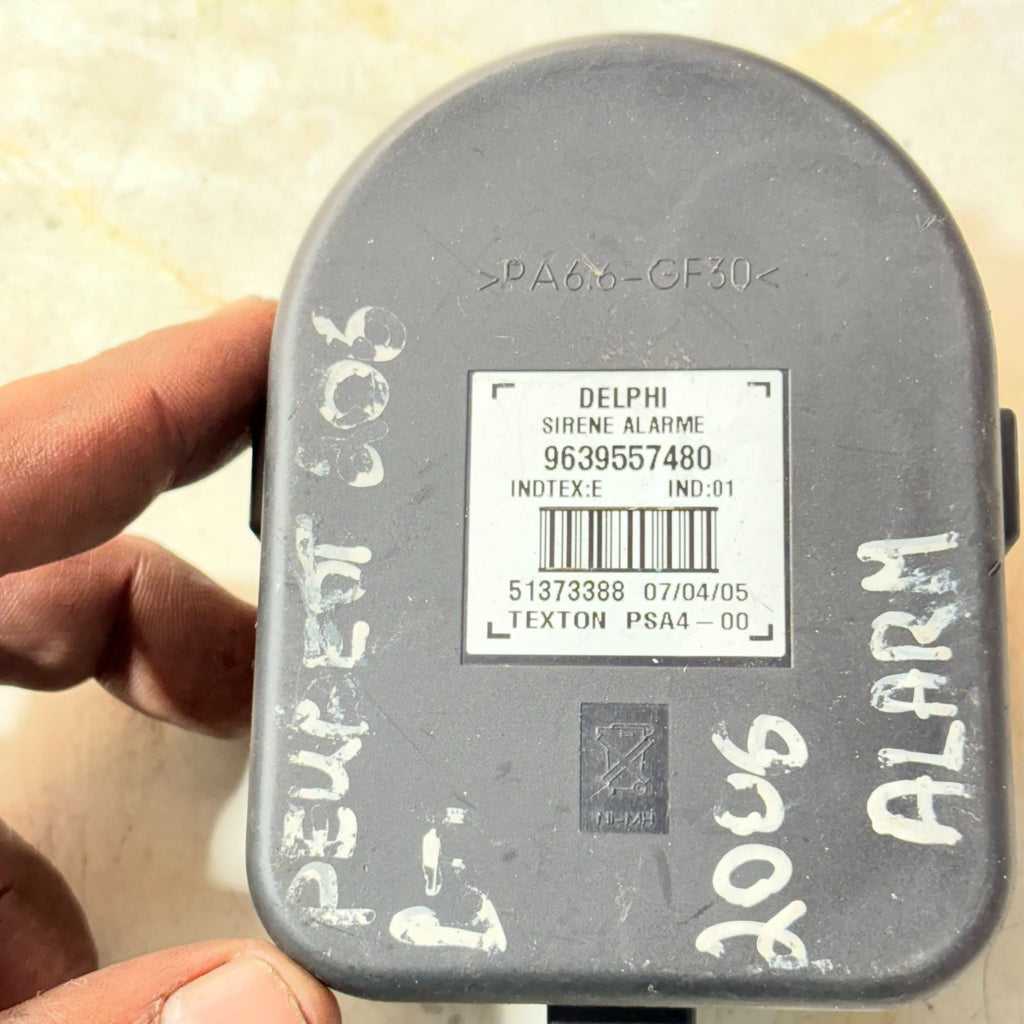 Peugeot 206 CC Anti Theft Alarm Siren Horn Unit 9639557480 00-07