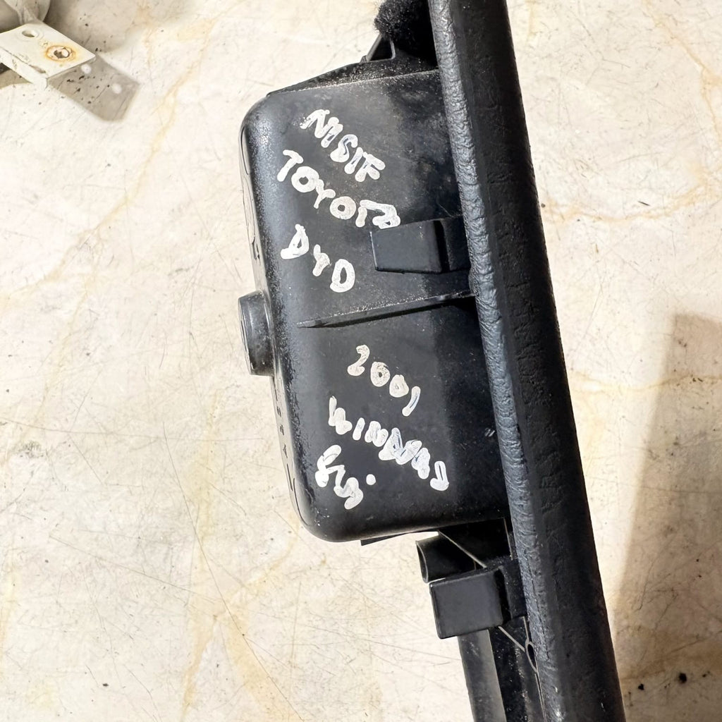 2001 TOYOTA AVENSIS NSF PASSENGER SIDE FRONT WINDOW CONTROL SWITCH BUTTON