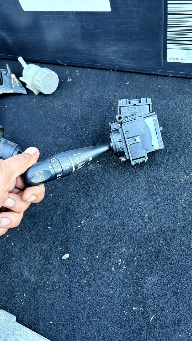 Suzuki ESwift VVT 2000-2010 Wiper Switch Stalk