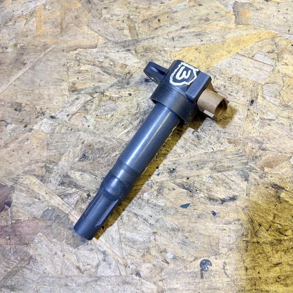 2015 MITSUBISHI GRANDIS IGNITION COIL 2400 FK0278