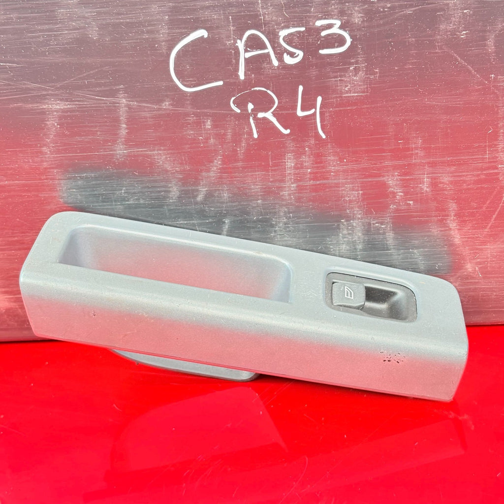 Volvo S40 II/V50 2004-2012 Rear Door Left Window Switch (NSR) 8679477