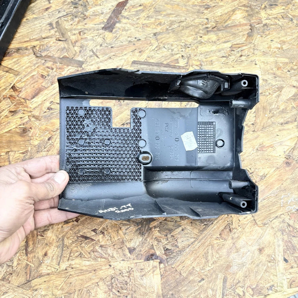 Audi TT 3.2 MK1 Quattro 8N Steering Column Lower Cover 8N0953516 2000