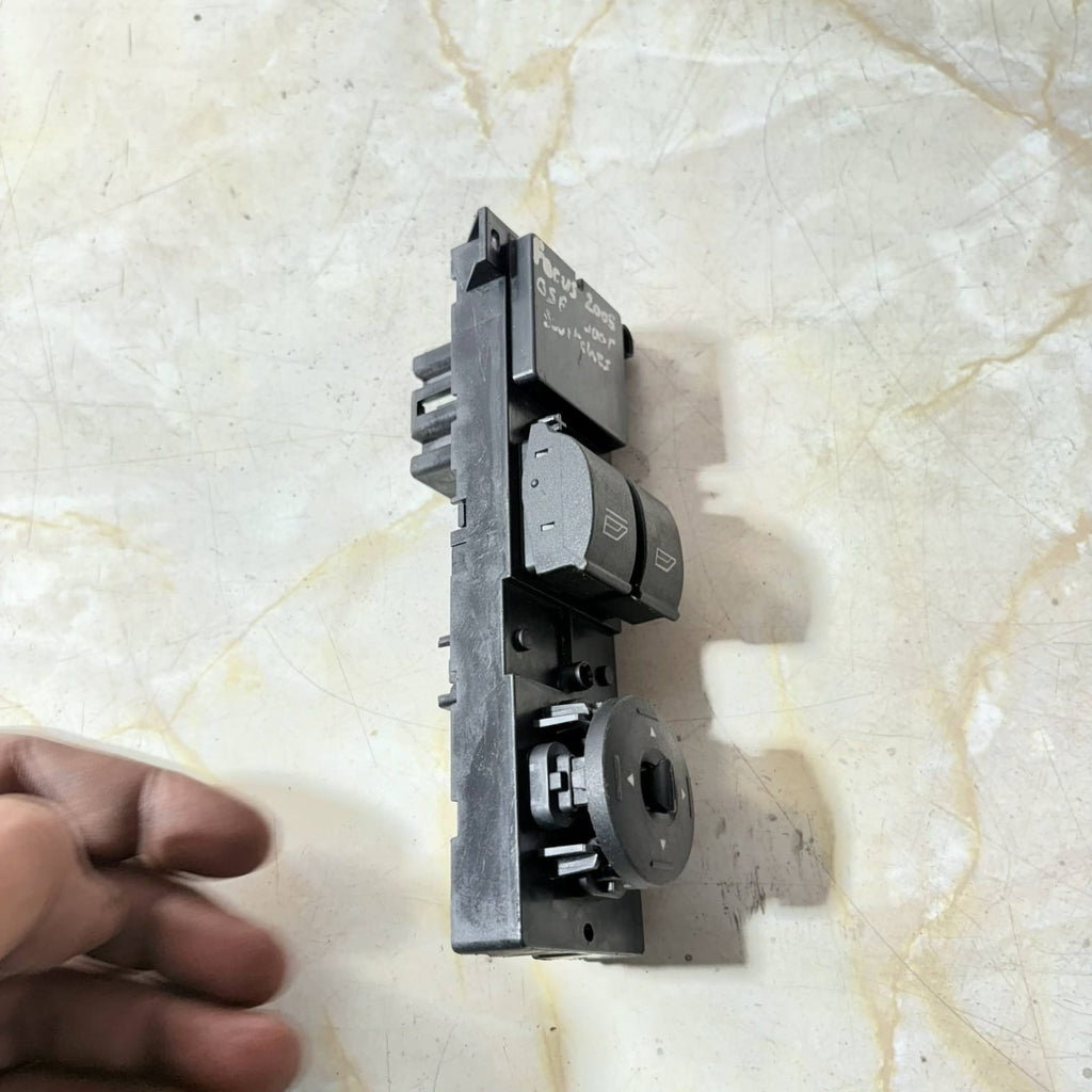 3m5t14529de 03168053 Power window control (Window Regulator-Windo 2005