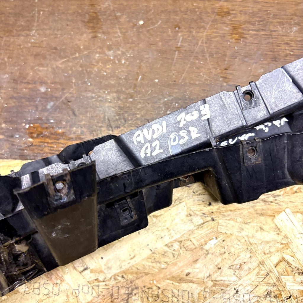 Audi A2 2003 Driver Rear Bracket Bumper 8Z0853863A RVP24795 2x