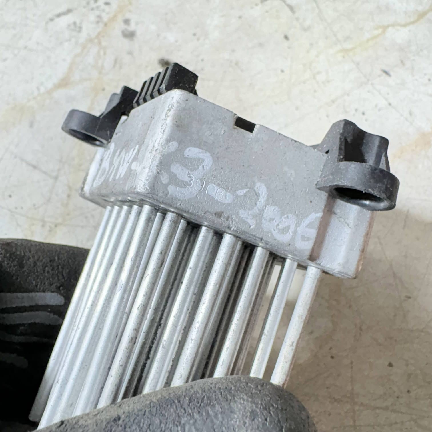 2006 BMW 325CI HEATER BLOWER MOTOR RESISTOR 5HL00843600